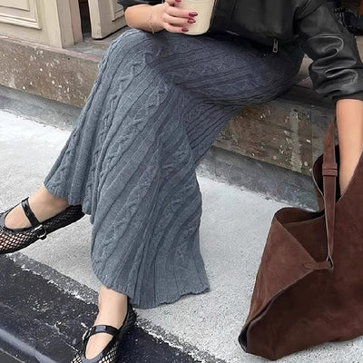 Autumn And Winter New Hemp Pattern Low Waist Elastic Fishtail Hip Skirt